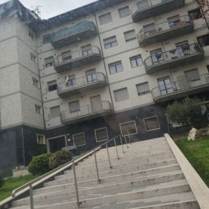 L'Aquila trilocale piu servizi Via Monte Matese