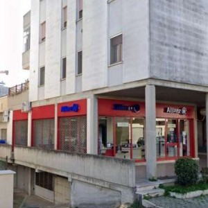 Affittasi garage magazzino