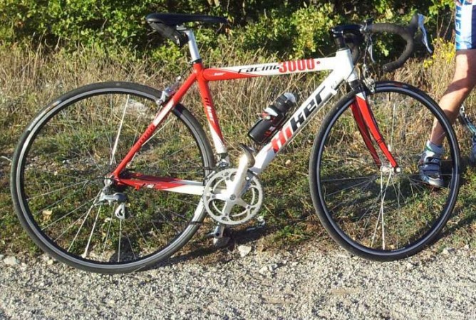 biciclette da corsa hiker racing 9000 prezzo