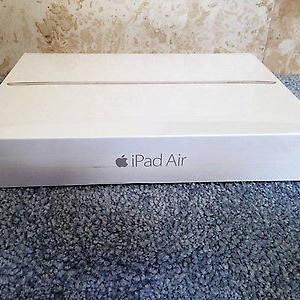 vendo iPad Air 2 Silver 16Gb - Wi-Fi nuovo imballato
