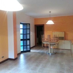 villa rosa appartamento ammobiliato disponibile per tutto l'anno