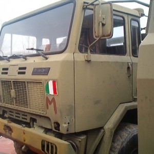 ACM  80  4x4  macchina agricola operatrice patente B