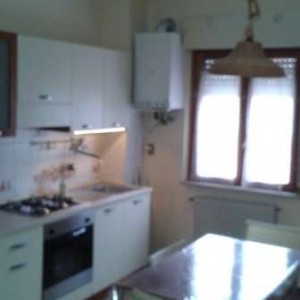 Pettino, fittasi appartamento, Via Australia 7