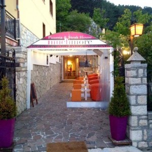 ristorante pizzeria braceria cedesi in gestione