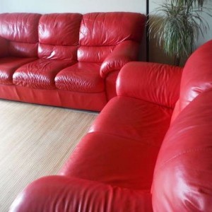 COPPIA DIVANI 3+2 POSTI IN VERA PELLE COLORE ROSSO CORALLO SALOTTO DIVANO