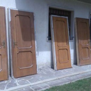 N. 6 porte a battente