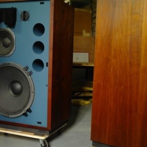 Studio monitors JBL 4345