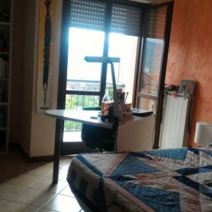 AFFITTASI CAMERE SINGOLE a STUDENTI/LAVORATORI a PETTINO