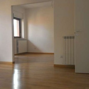 L'Aquila P.zza del Teatro/angolo Via Vittorio Veneto