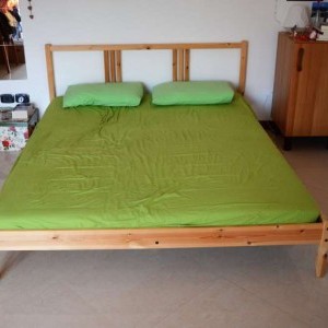 Letto matrimoniale con materasso