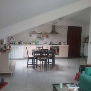 L'Aquila. Mansarda 100mq zona Pettino