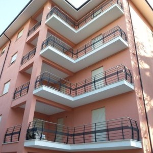 L'Aquila - Affittasi posto letto in camera doppia in appartamento di nuovissima costruzione
