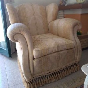 Poltrona stile neoclassico