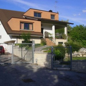 Scoppito, Villa Unifamiliare di 300 mq. con giardino