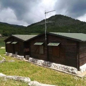 L'Aquila casetta di legno