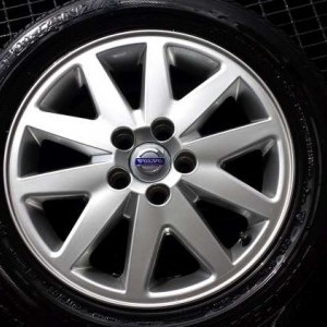 Cerchi in lega originale volvo + gomme