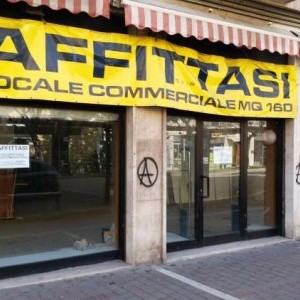 affittasi locale commerciale