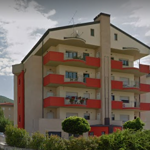 Camera Singola (per sole studentesse). Via Giosuè Carducci 37. Vicino Hotel Amiternum, Cinema Movieplex.