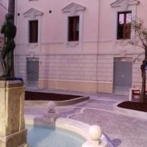 L'Aquila locale artigianale e magazzino/ufficio centro storico